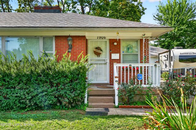 1906 Lampter St, Louisville, KY 40216