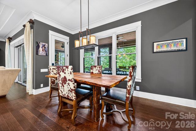 671 Mills River Way, Mills River, NC 28742