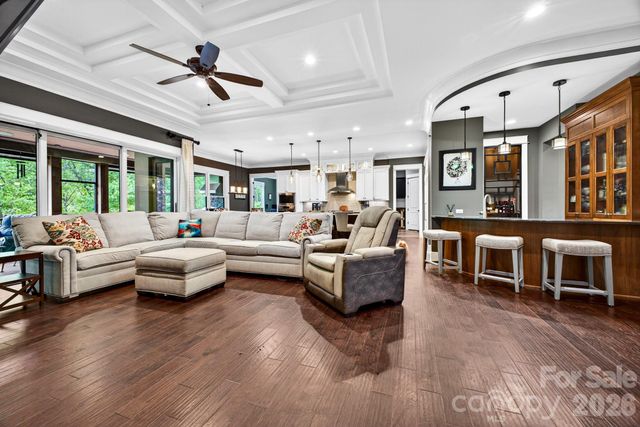 671 Mills River Way, Mills River, NC 28742