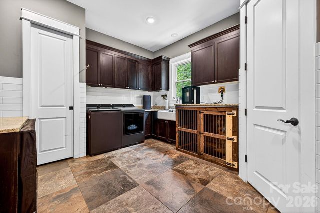 671 Mills River Way, Mills River, NC 28742