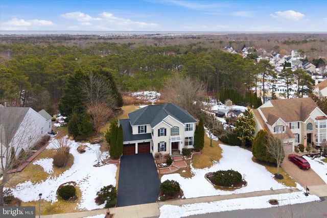 5 JON DR, Barnegat, NJ 08005