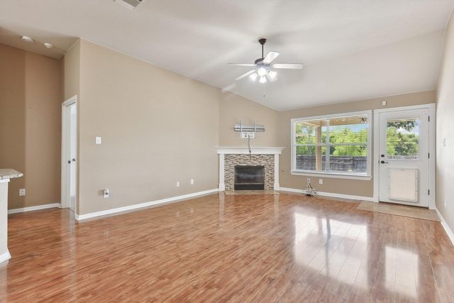 217 Newport Landing PL, Round Rock, TX 78665