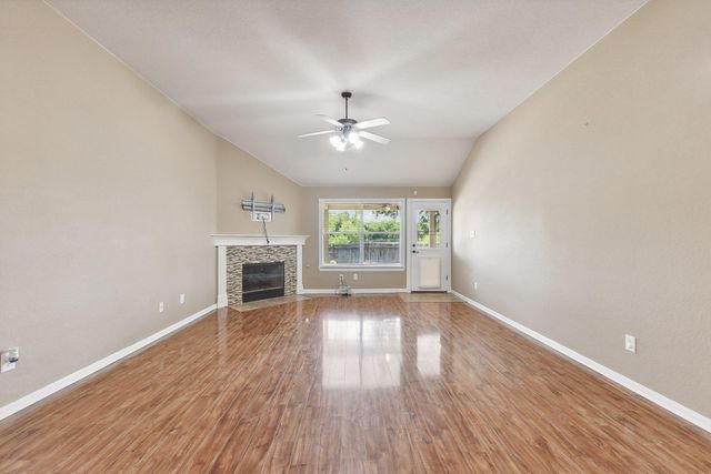 217 Newport Landing PL, Round Rock, TX 78665