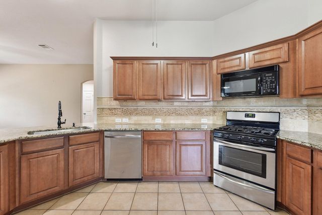 217 Newport Landing PL, Round Rock, TX 78665