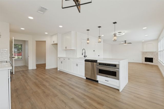 4510 Lake Haven Drive, Rowlett, TX 75088