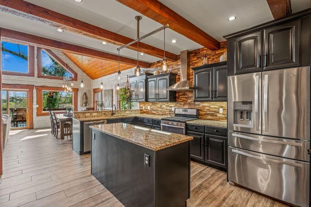 3024 Nagawicka AVENUE, Delafield, WI 53018