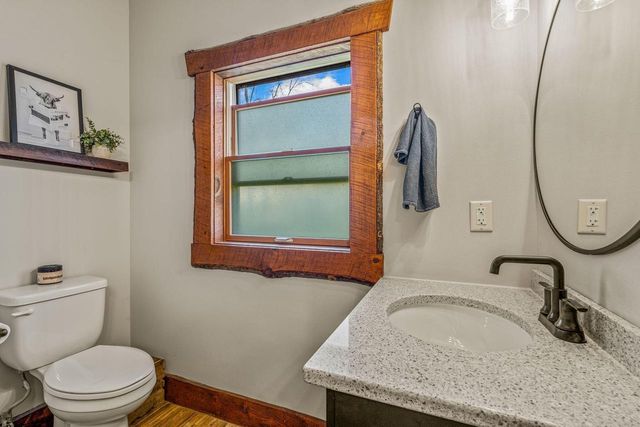 3024 Nagawicka AVENUE, Delafield, WI 53018