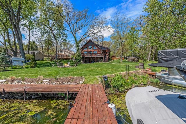 3024 Nagawicka AVENUE, Delafield, WI 53018