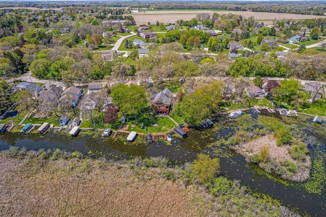 3024 Nagawicka AVENUE, Delafield, WI 53018