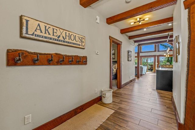 3024 Nagawicka AVENUE, Delafield, WI 53018