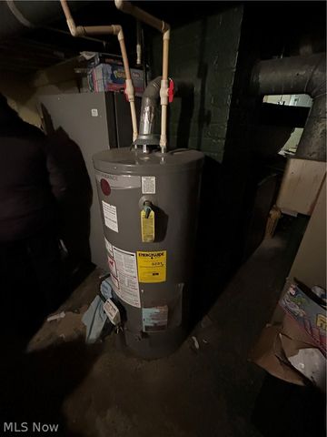 3548 W 63rd Street, Cleveland, OH 44102