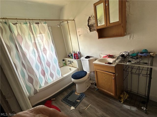 3548 W 63rd Street, Cleveland, OH 44102
