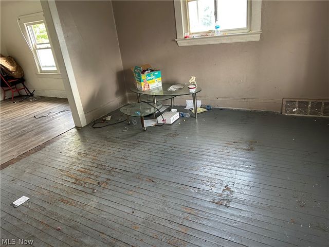 3548 W 63rd Street, Cleveland, OH 44102