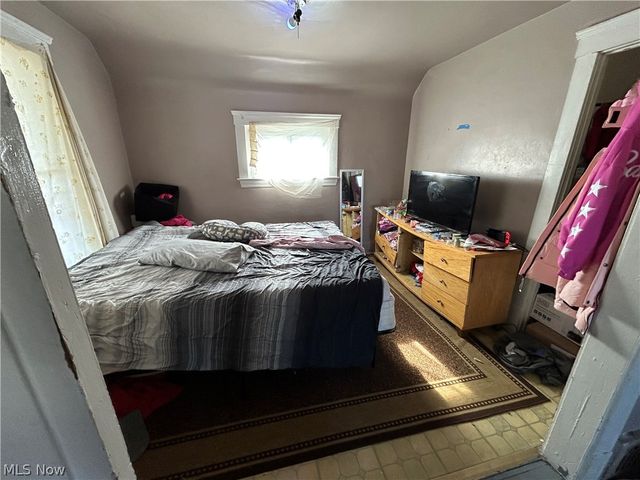 3548 W 63rd Street, Cleveland, OH 44102