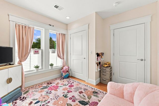 602 Main Street 2, Woburn, MA 01801