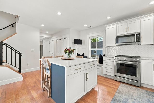 602 Main Street 2, Woburn, MA 01801