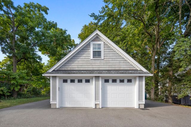 602 Main Street 2, Woburn, MA 01801