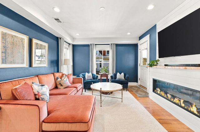 602 Main Street 2, Woburn, MA 01801