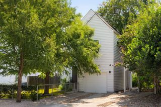 1103 1/2 Fiesta ST A, Austin, TX 78702