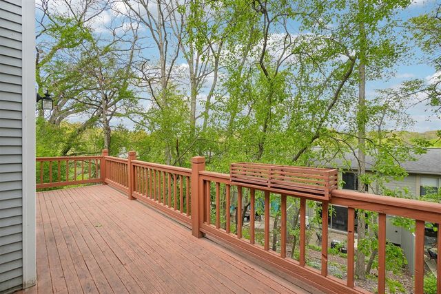 558 Heritage Drive, Ann Arbor, MI 48105
