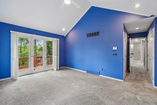 558 Heritage Drive, Ann Arbor, MI 48105