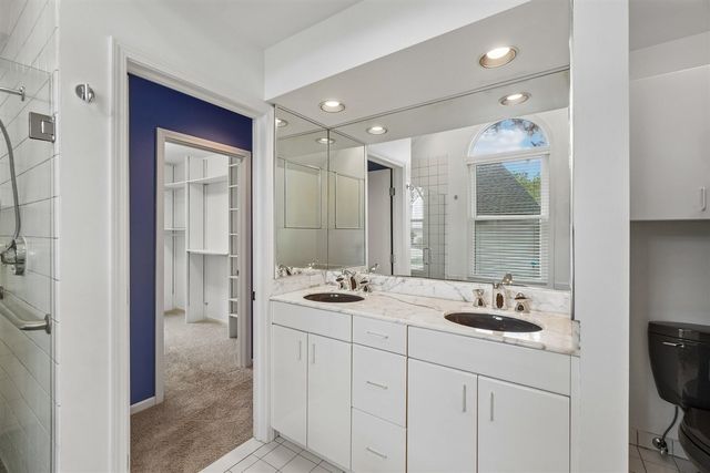 558 Heritage Drive, Ann Arbor, MI 48105