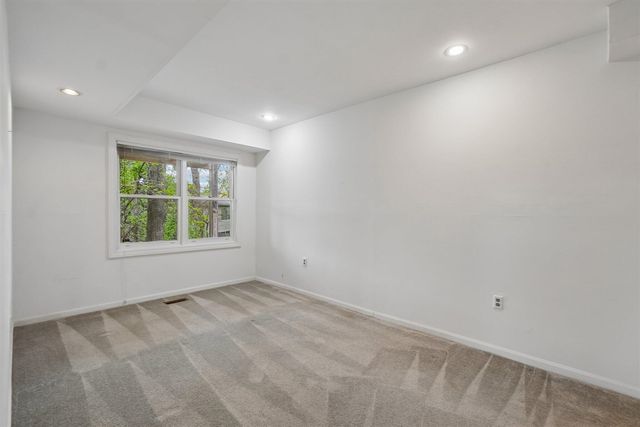 558 Heritage Drive, Ann Arbor, MI 48105