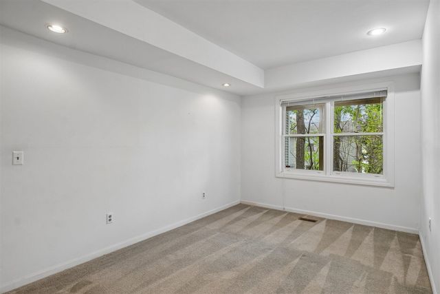 558 Heritage Drive, Ann Arbor, MI 48105