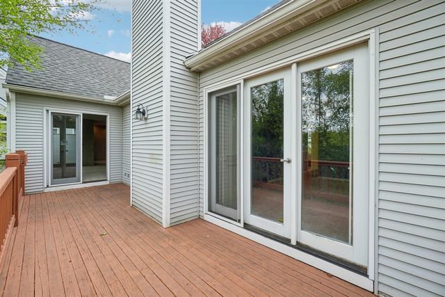 558 Heritage Drive, Ann Arbor, MI 48105