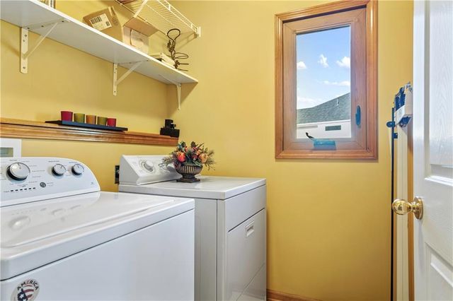 905 Susan Street, Kearney, MO 64060