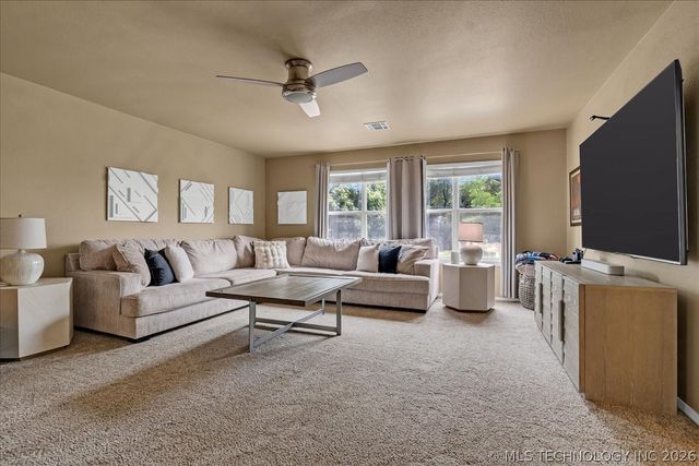 5520 E 90th Court, Tulsa, OK 74137