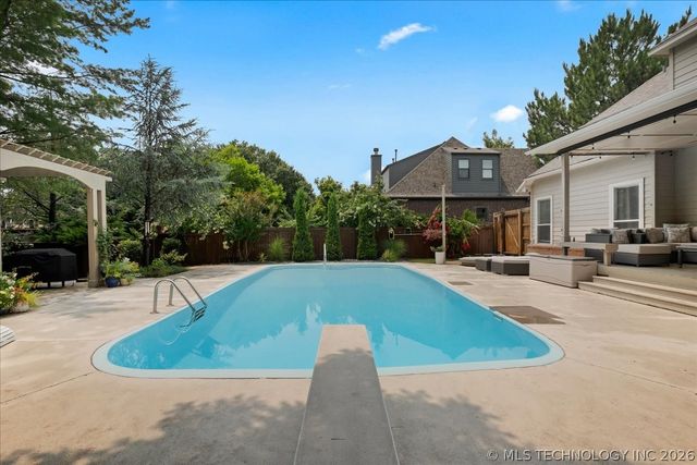 5520 E 90th Court, Tulsa, OK 74137