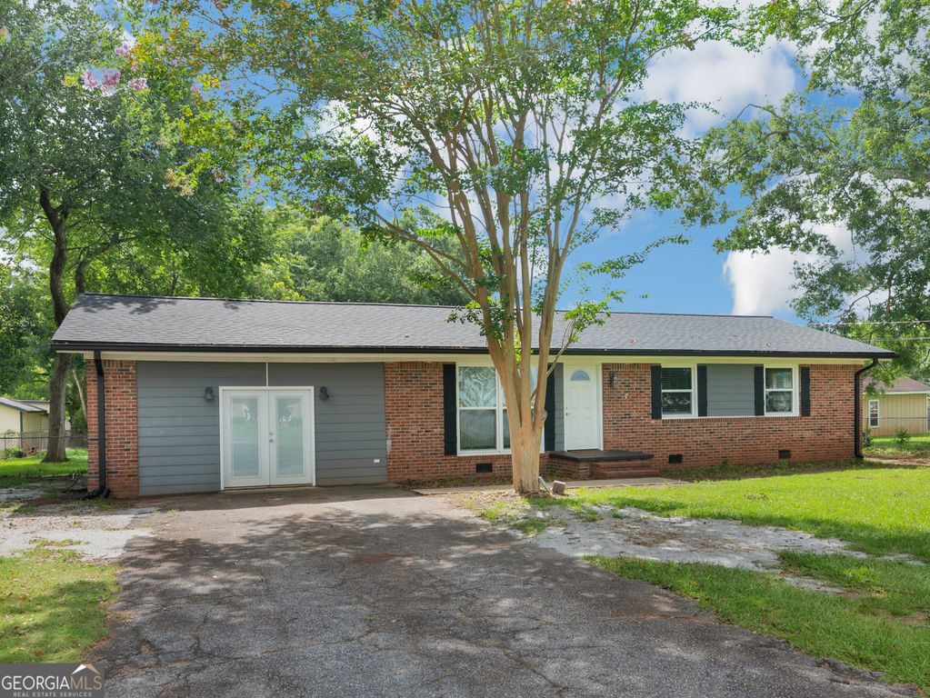 100 Marlon Street, Thomaston, GA 30286