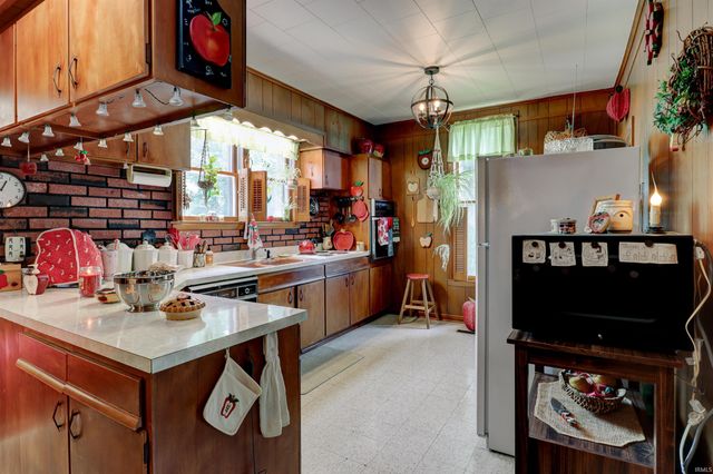 520 W Emerson Street, Princeton, IN 47670