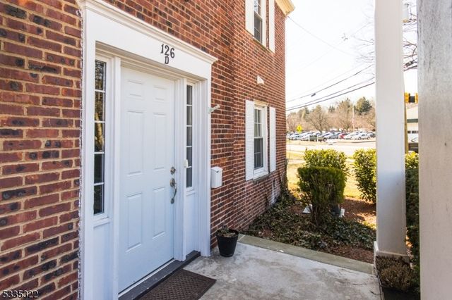 126 Boyden Ave D, Maplewood Twp., NJ 07040