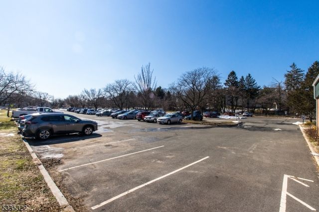 126 Boyden Ave D, Maplewood Twp., NJ 07040