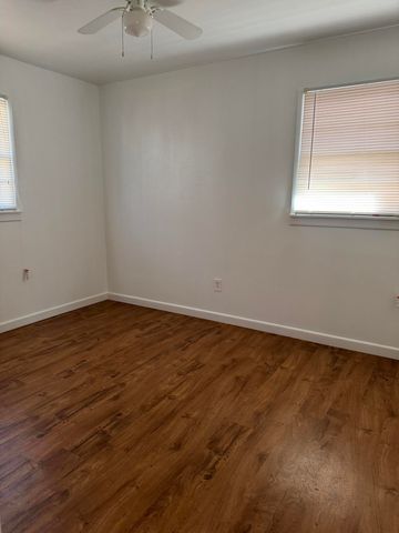 413 E Elm Street, Denver City, TX 79323