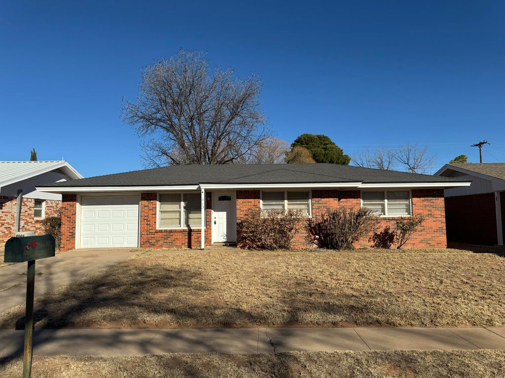 413 E Elm Street, Denver City, TX 79323