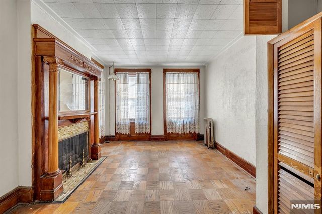 149 Union Street, Newark, NJ 07105