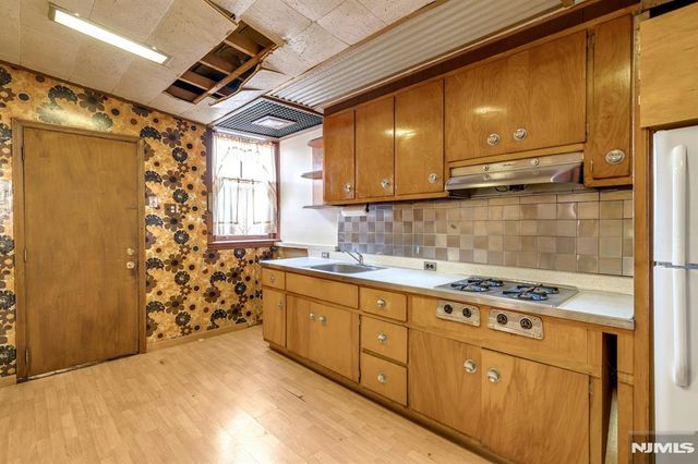 149 Union Street, Newark, NJ 07105