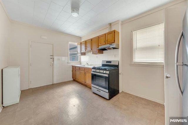 149 Union Street, Newark, NJ 07105