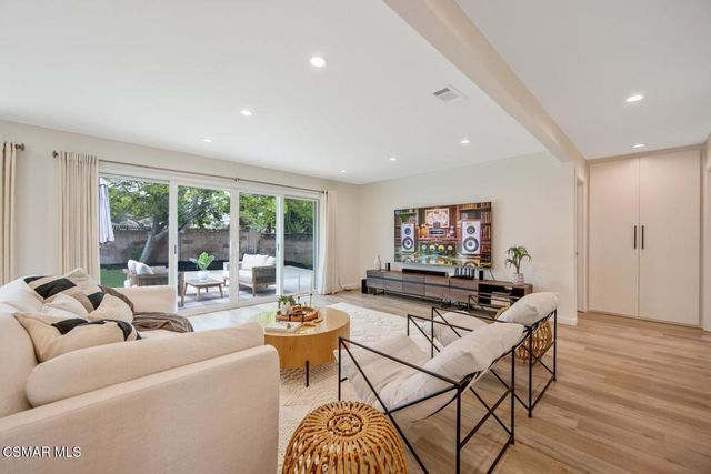 1847 Nowak Avenue, Thousand Oaks, CA 91360