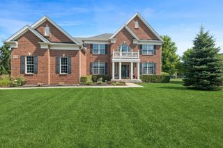 6072 Westminster Lane, Gurnee, IL 60031