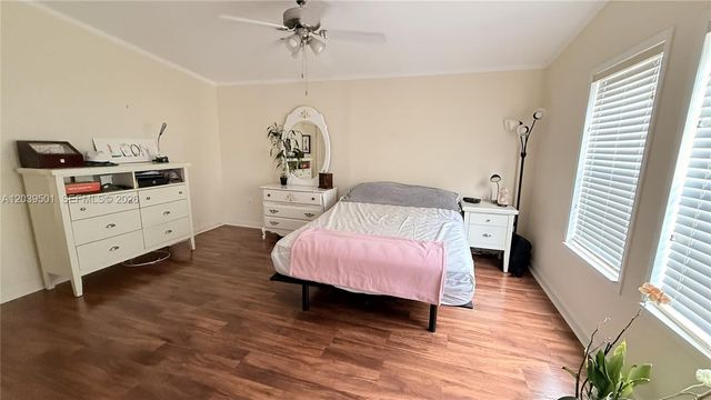 8631 SW 18th Place, Davie, FL 33324