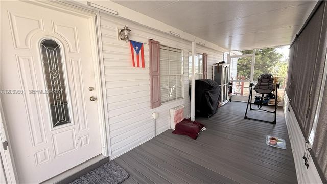 8631 SW 18th Place, Davie, FL 33324