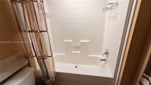 8631 SW 18th Place, Davie, FL 33324