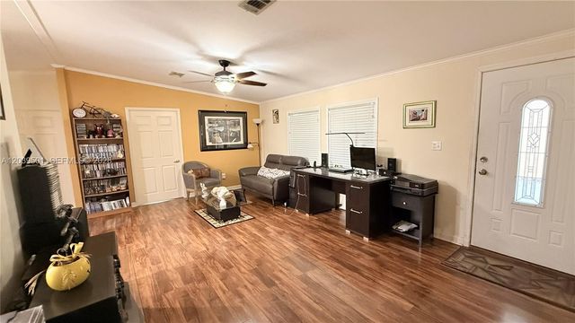 8631 SW 18th Place, Davie, FL 33324