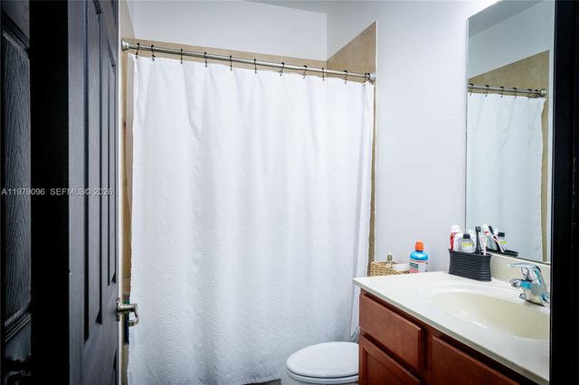 3223 SE 6th St, Homestead, FL 33033