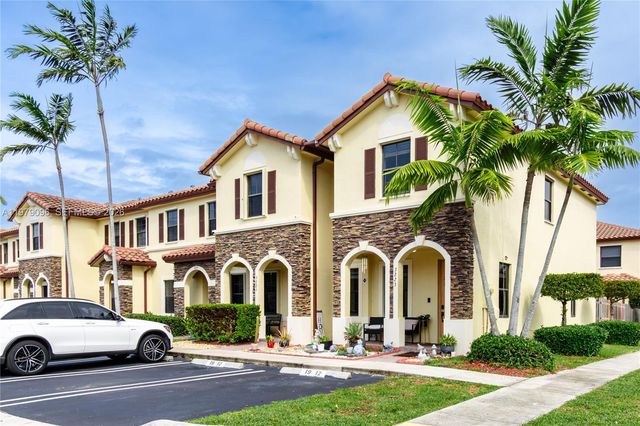 3223 SE 6th St, Homestead, FL 33033