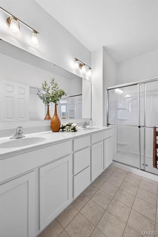 4212 Marais Temps Clair Drive, St Charles, MO 63301